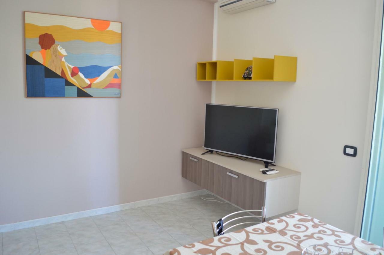Sweet House Salvina Aparthotel Чефалу Екстериор снимка
